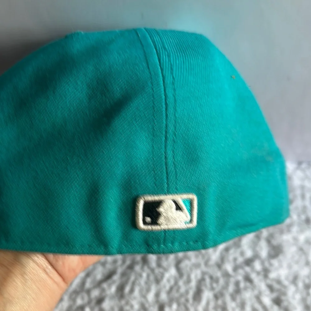 New Era Florida Marlins Teal Fitted Cap - Picture 5 of 5